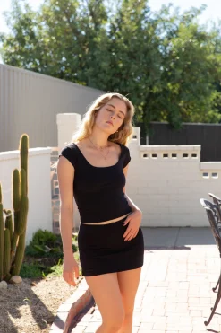 Basic Square Neck Short Sleeve Top