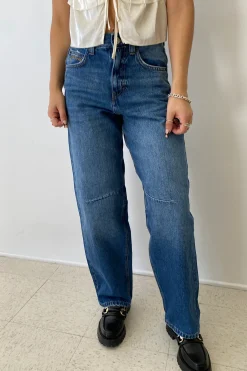 Logan Dallas Cinch Back Boyfriend Jeans by BDG