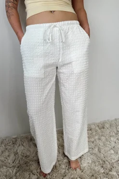 Wide Leg Pucker Pants
